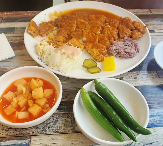 Kim Hee-ra Wang Donkatsu Jeonmunjeom photo 3