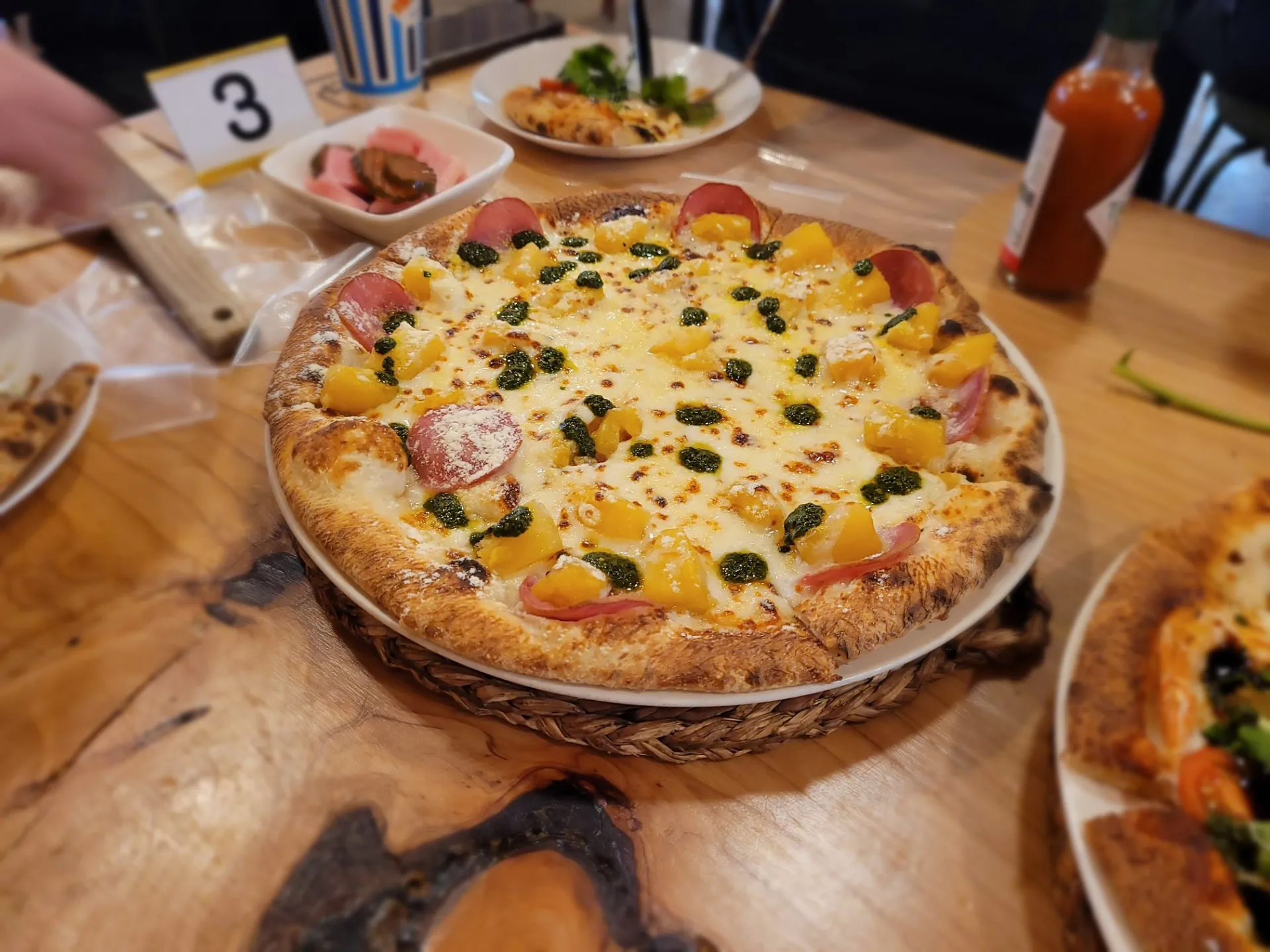 Bonghwagaekju Wood-fired Pizzaの写真4