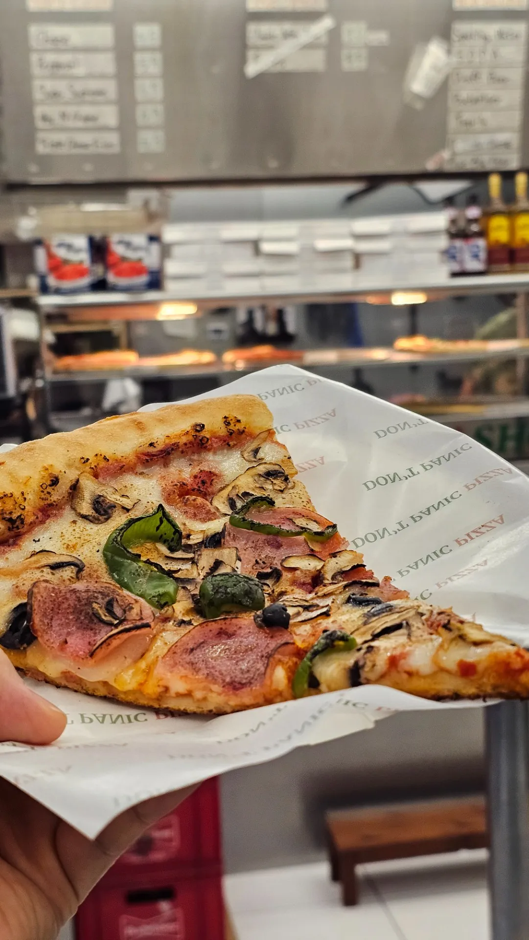 DON'T PANIC PIZZAの写真2