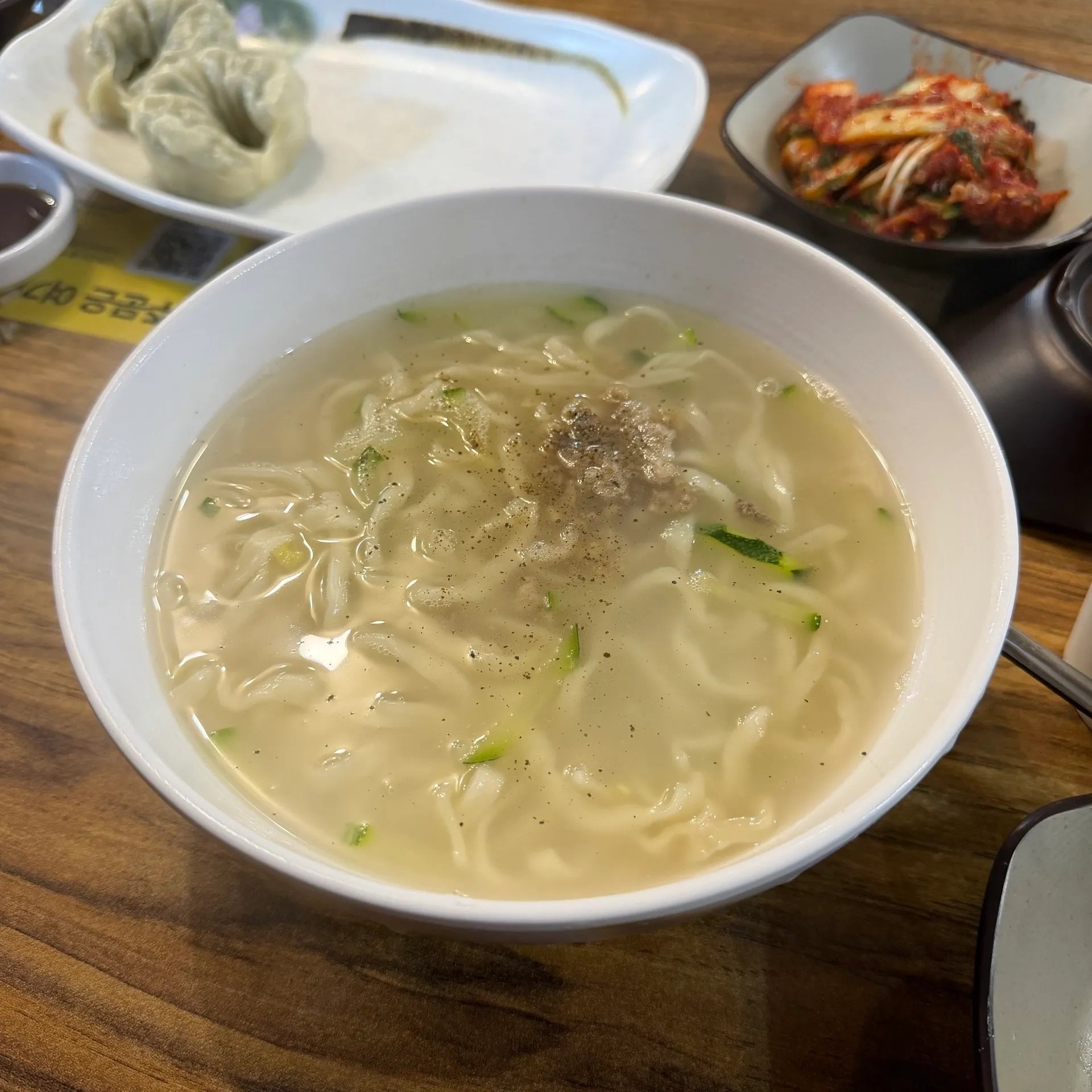 Biwon Son Kalguksuの写真1