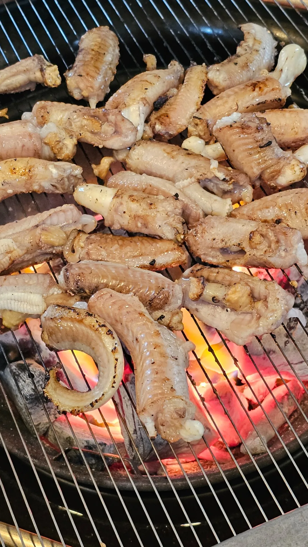 Yeongrangsan Kkomjangeo Charcoal Grill photo 1
