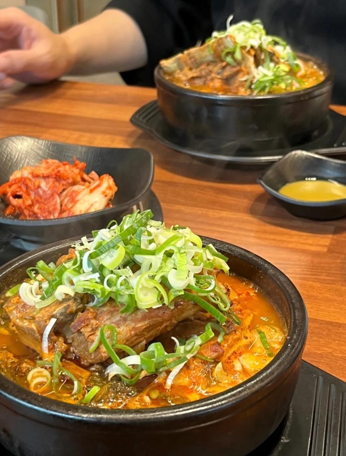 Yukgam Ppyeo Haejangguk photo 2