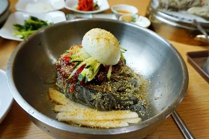 Neungnado Hoe Naengmyeon photo 2