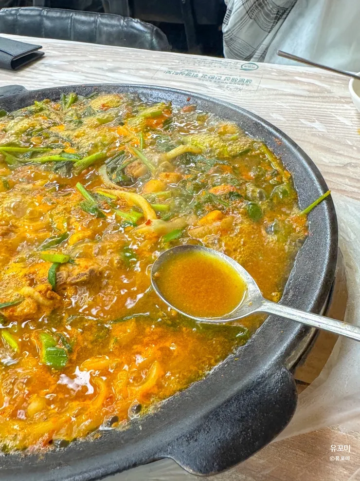 텃밭에노는닭 사진 3