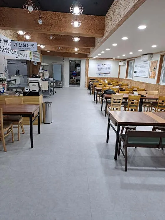 춘하추동칼국수(김해부원점) 사진 2